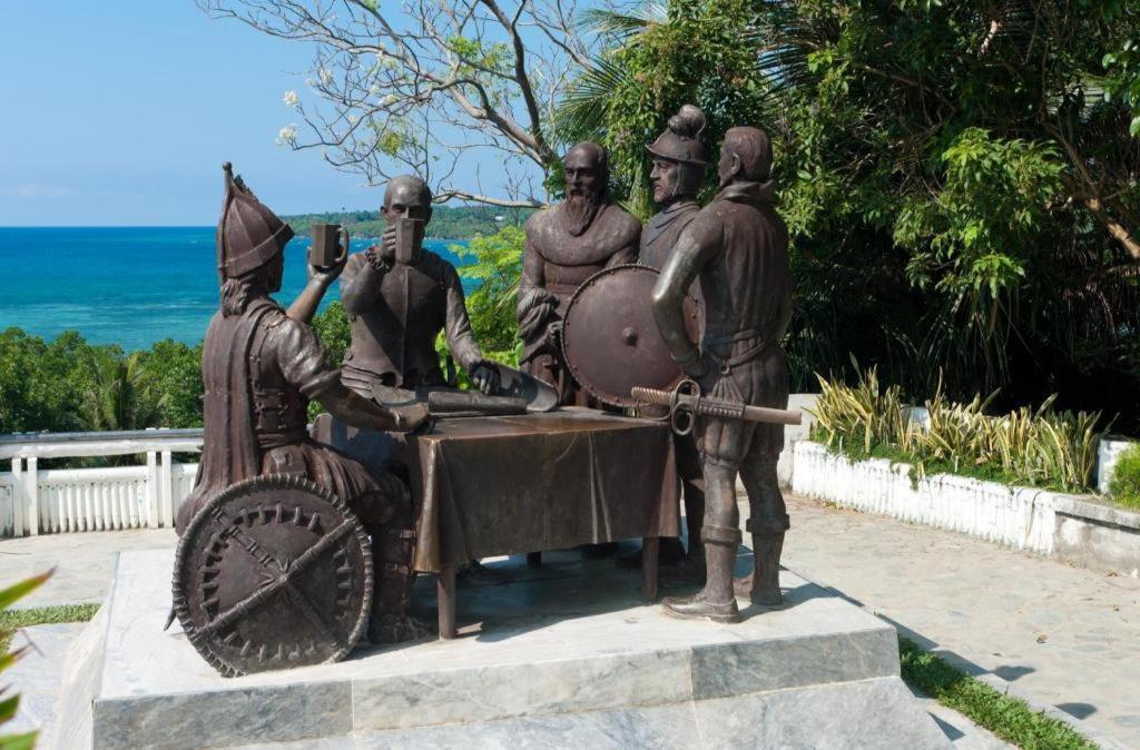 Hotel John Panglao Bagian luar foto