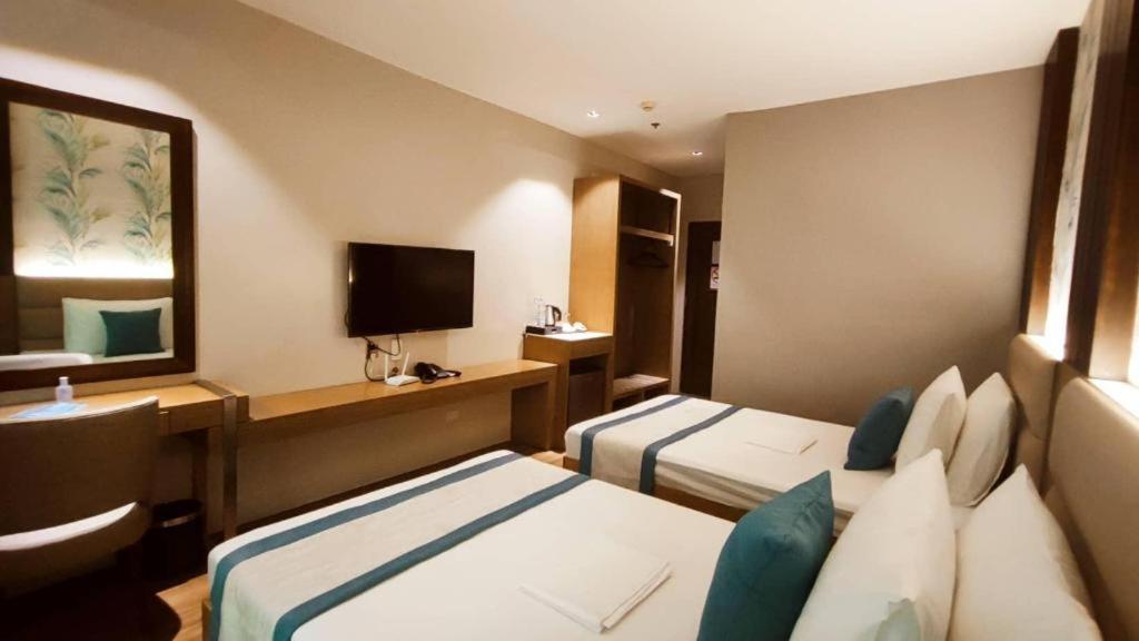 Hotel John Panglao Bagian luar foto
