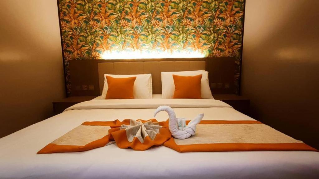 Hotel John Panglao Bagian luar foto